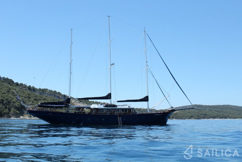 Gulet - Yacht Charter Sailica