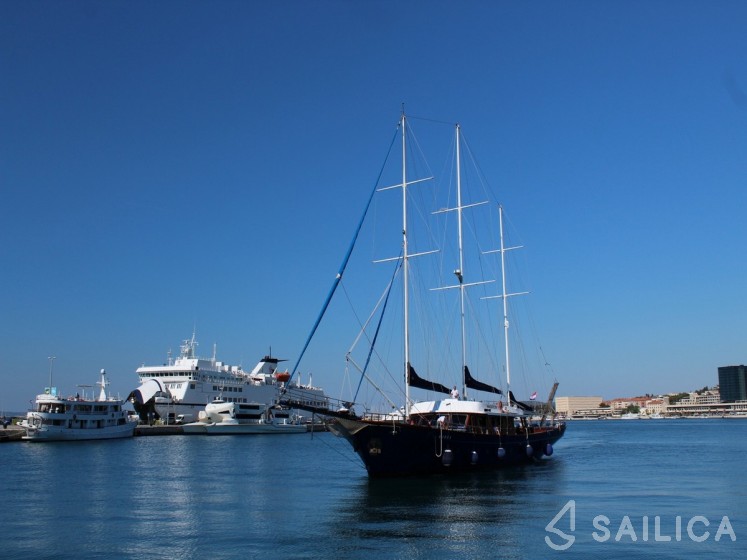 Gulet - Yacht Charter Sailica
