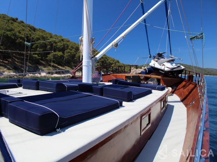 Gulet - Yacht Charter Sailica