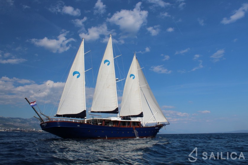 Gulet - Yacht Charter Sailica