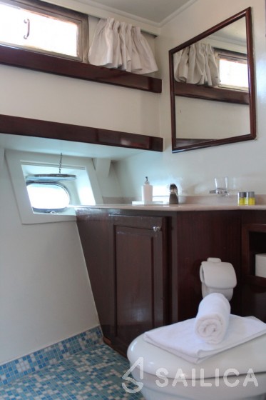 Gulet - Yacht Charter Sailica