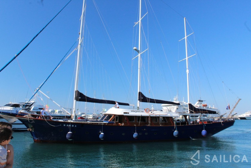 Gulet - Yacht Charter Sailica