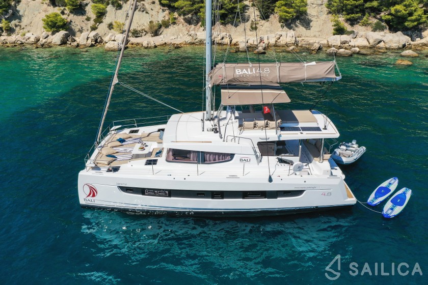Bali 4.8  - Yacht Charter Sailica