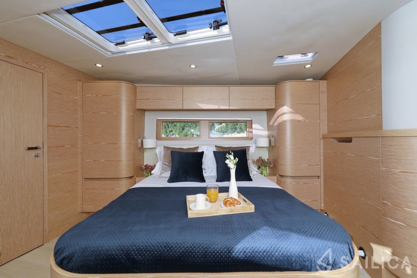 Hanse 675 - 3 cab. - Yacht Charter Sailica
