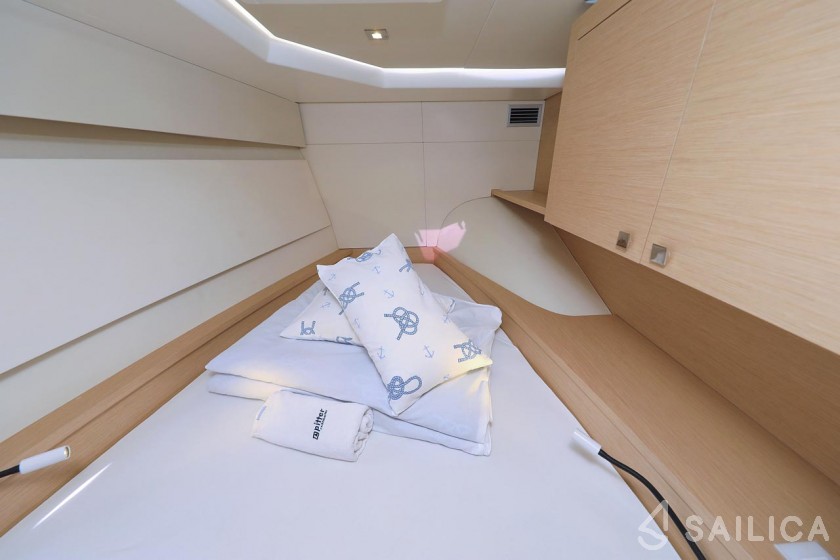 MY 37 - Yacht Charter Sailica