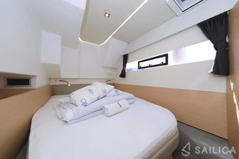 MY 37 - Yacht Charter Sailica