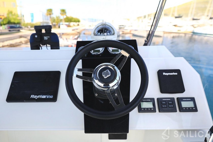 MY 37 - Yacht Charter Sailica