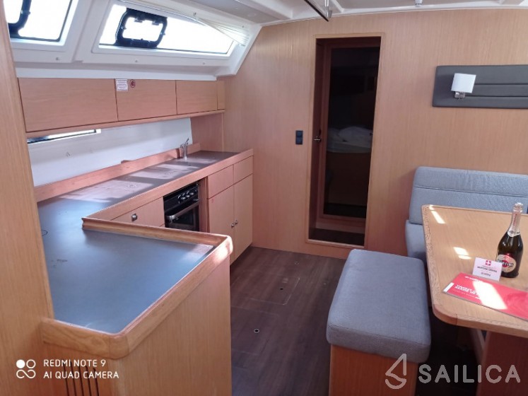 Bavaria Cruiser 46 - Yacht Charter Sailica
