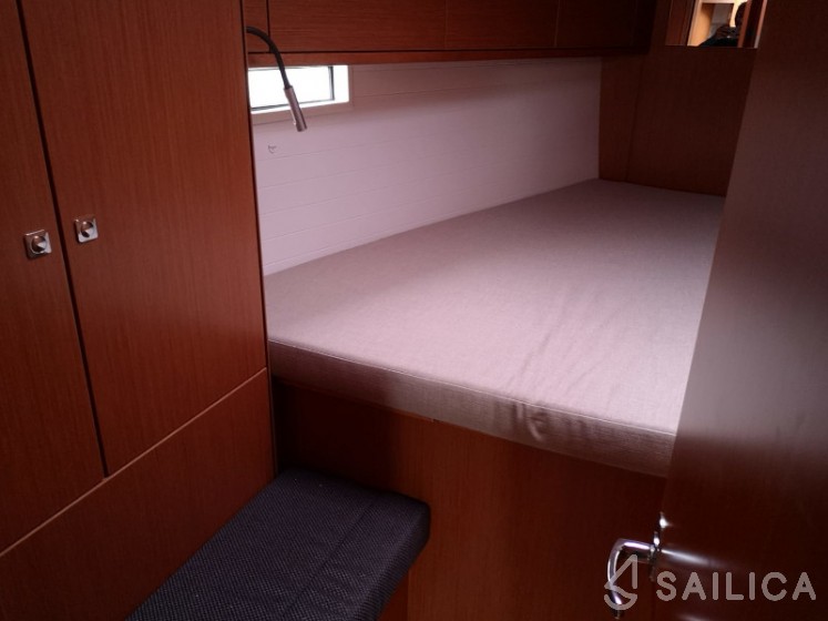 Bavaria 46 Cruiser - Yacht Charter Sailica