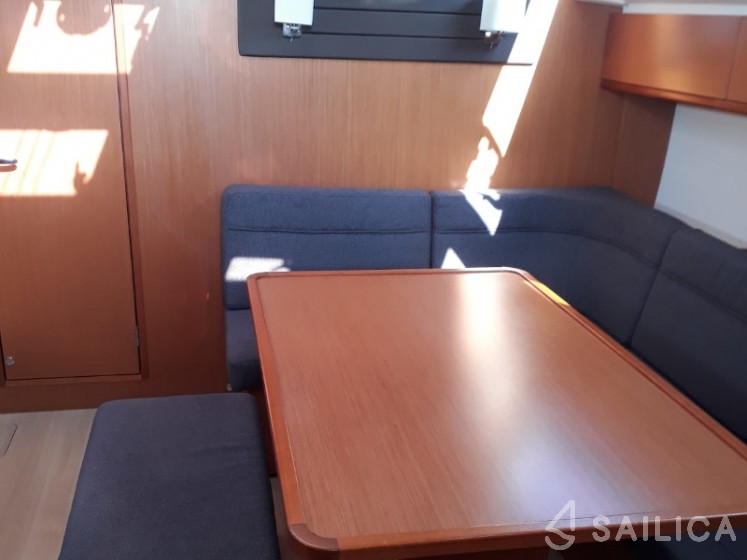 Bavaria 46 Cruiser - Yacht Charter Sailica