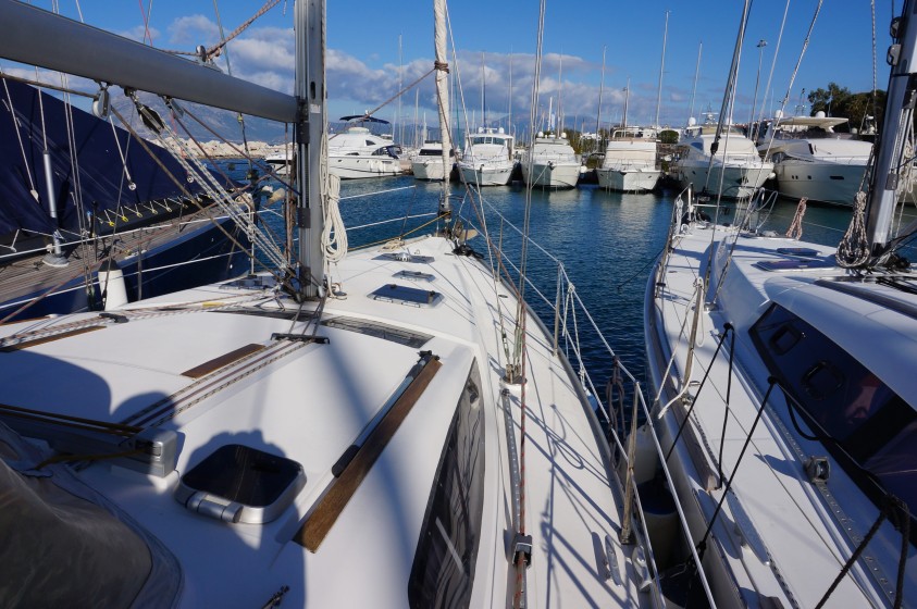 Overblue 44 - Yacht Charter Sailica