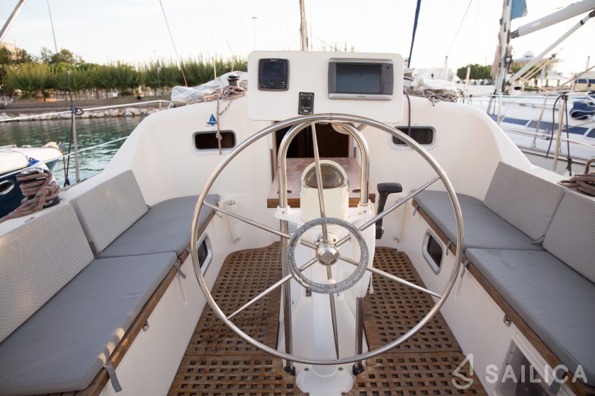 Overblue 44 - Yacht Charter Sailica
