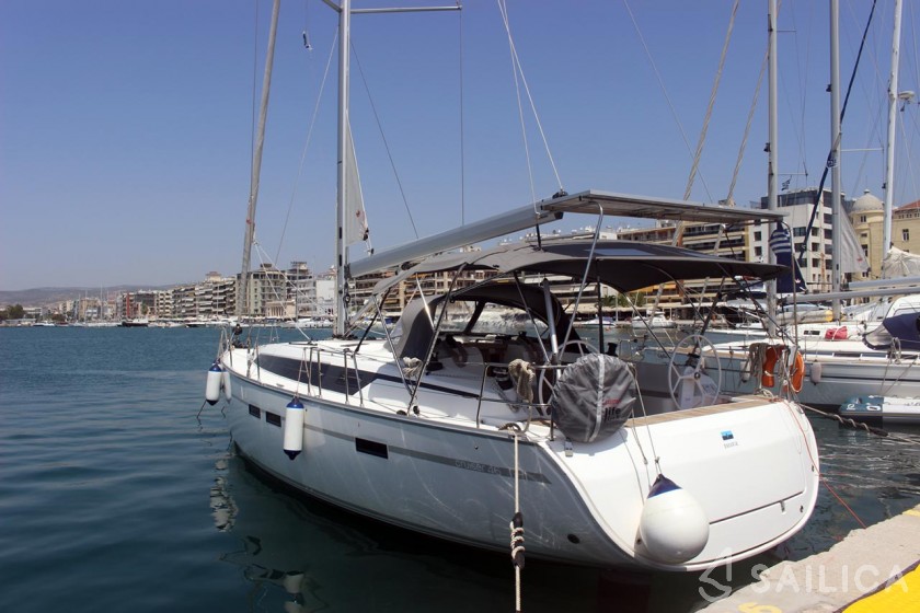 Bavaria 46 Cruiser - Yacht Charter Sailica