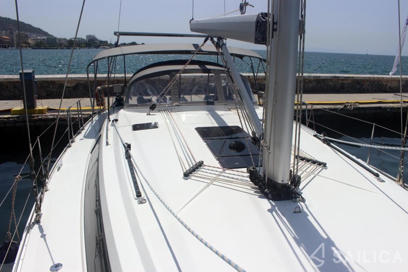 Bavaria 46 Cruiser - Yacht Charter Sailica