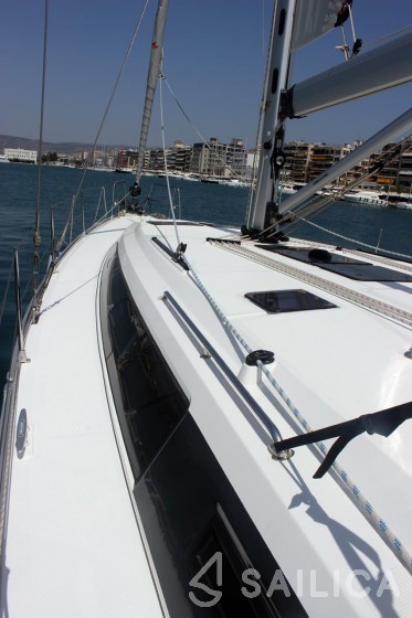 Bavaria 46 Cruiser - Yacht Charter Sailica
