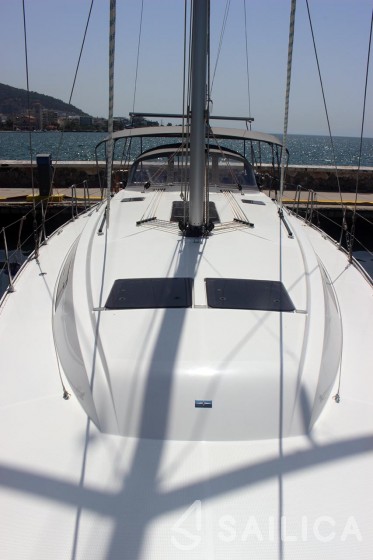 Bavaria 46 Cruiser - Yacht Charter Sailica