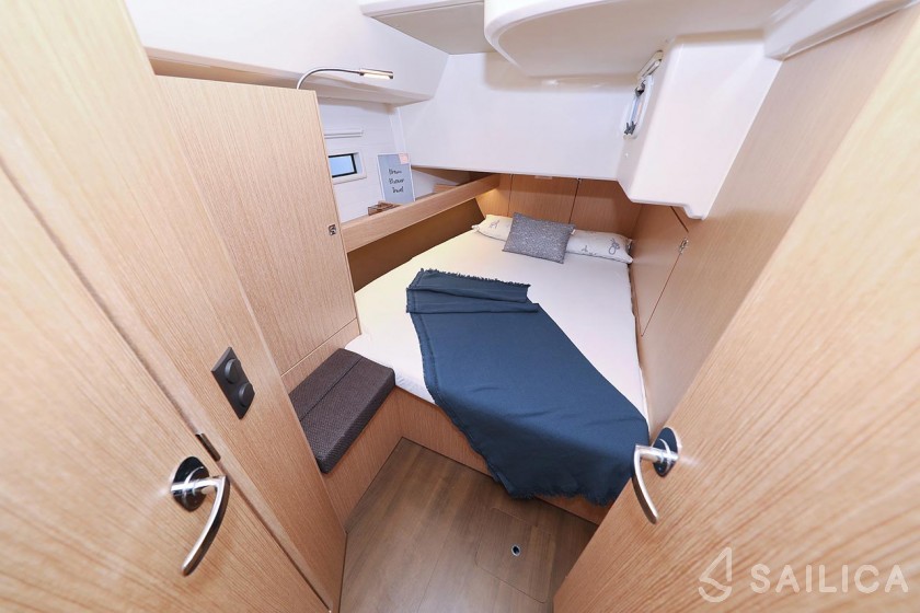 Bavaria 46 Cruiser - Yacht Charter Sailica