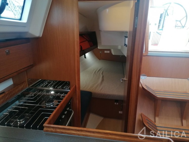 Bavaria 34 Cruiser - Yacht Charter Sailica