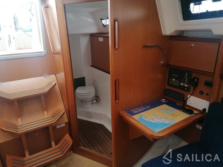 Bavaria 34 Cruiser - Yacht Charter Sailica