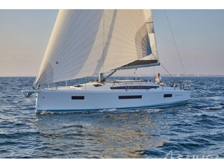 Sun Odyssey 410 - Yacht Charter Sailica