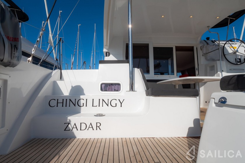 Lagoon 40 - Yacht Charter Sailica