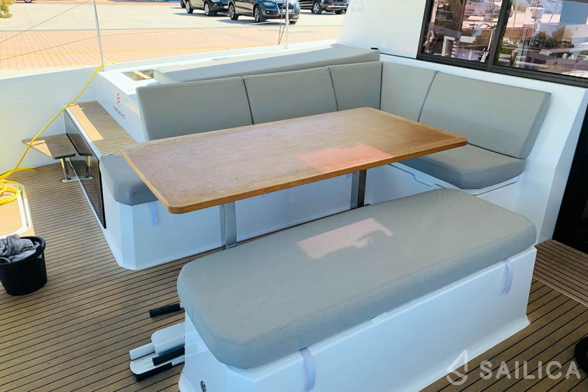 Elba 45 - Yacht Charter Sailica