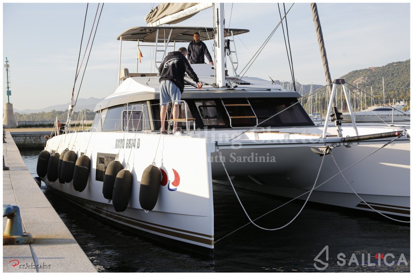 Nautitech 46 Fly - Yacht Charter Sailica