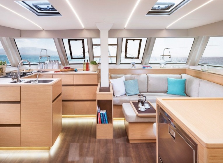 Nautitech 46 Fly - Yacht Charter Sailica