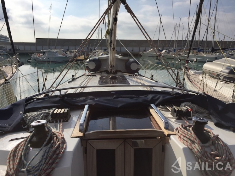 Bavaria 41 Cruiser - Yacht Charter Sailica