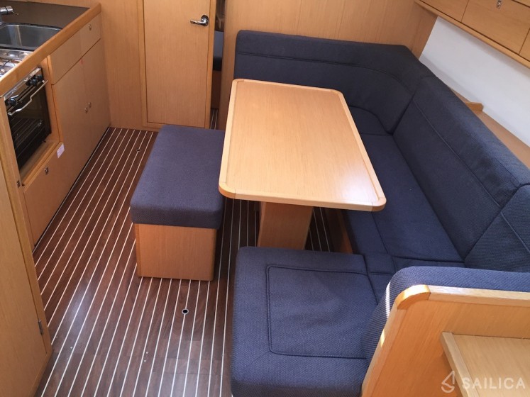Bavaria 41 Cruiser - Yacht Charter Sailica