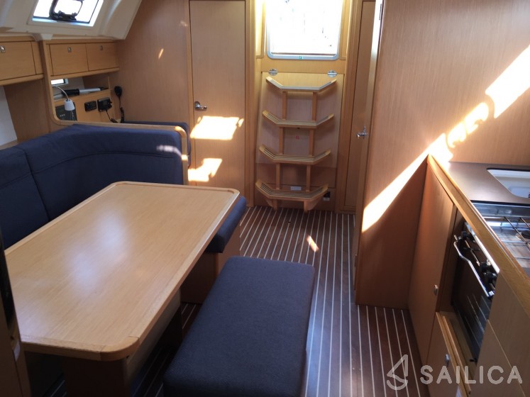 Bavaria 41 Cruiser - Yacht Charter Sailica