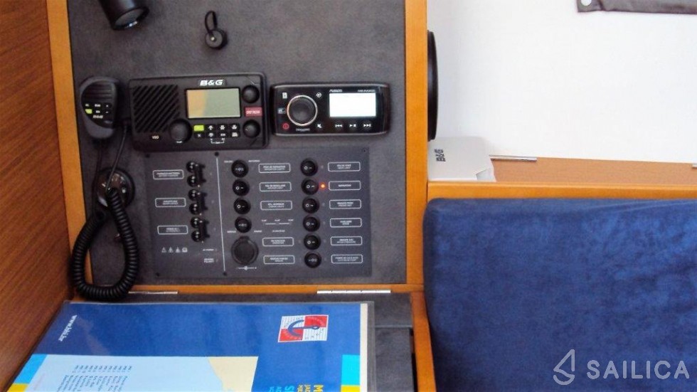 Sun Odyssey 349 - Yacht Charter Sailica
