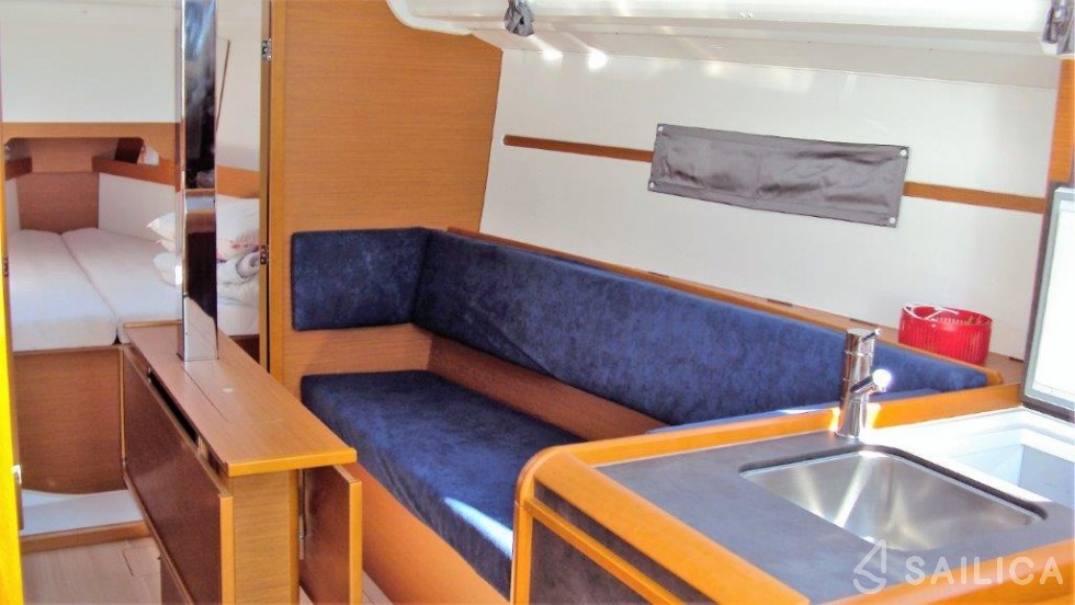 Sun Odyssey 349 - Yacht Charter Sailica