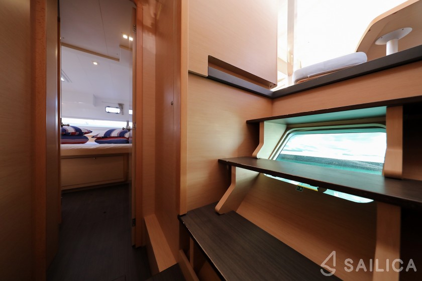 Lagoon 42 - Yacht Charter Sailica