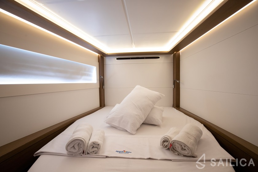 Lagoon 46  - Yacht Charter Sailica
