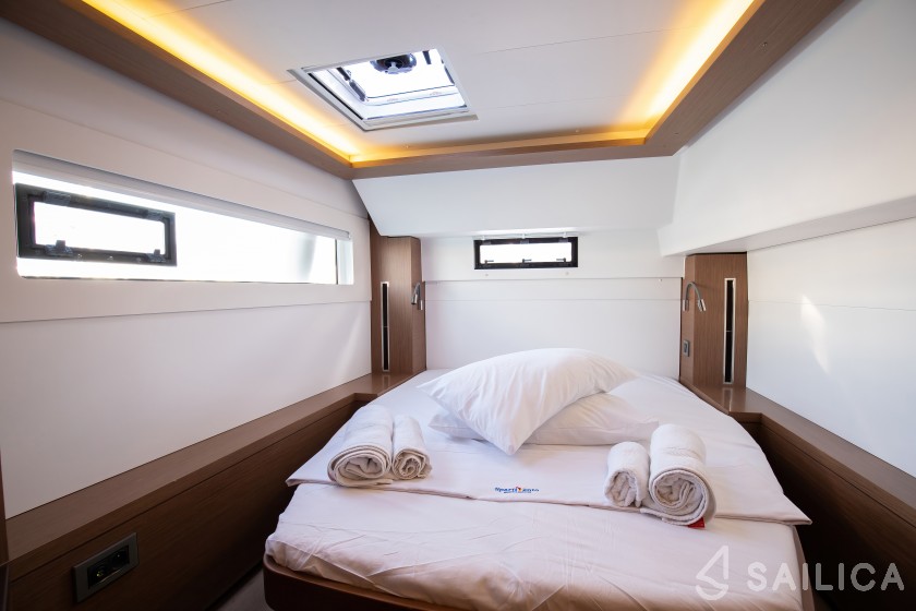 Lagoon 46  - Yacht Charter Sailica