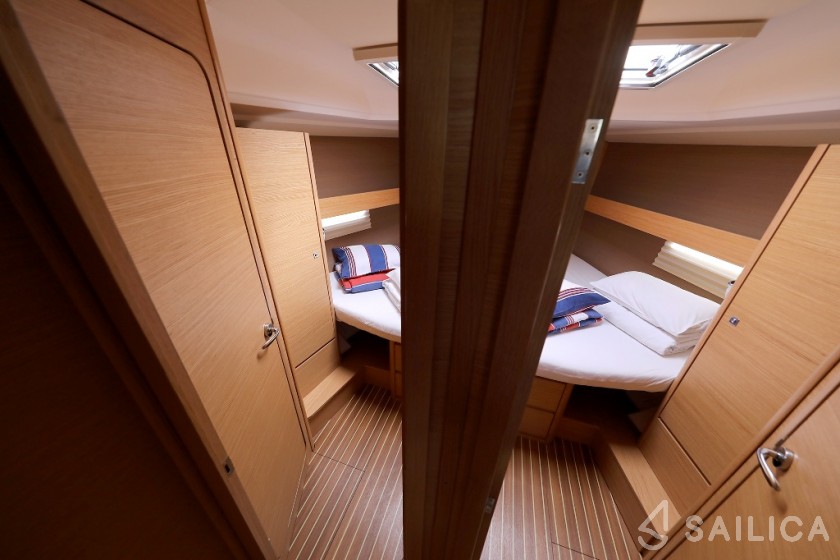 Dufour 460 GL - Yacht Charter Sailica