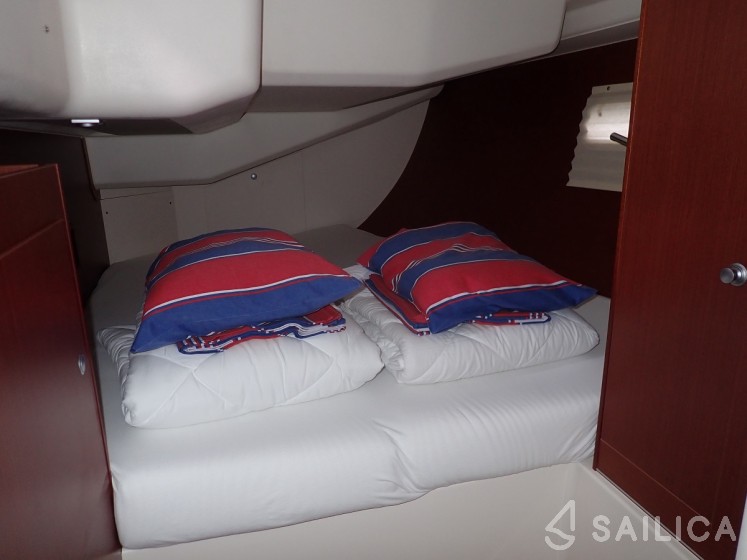Hanse 455 - Yacht Charter Sailica