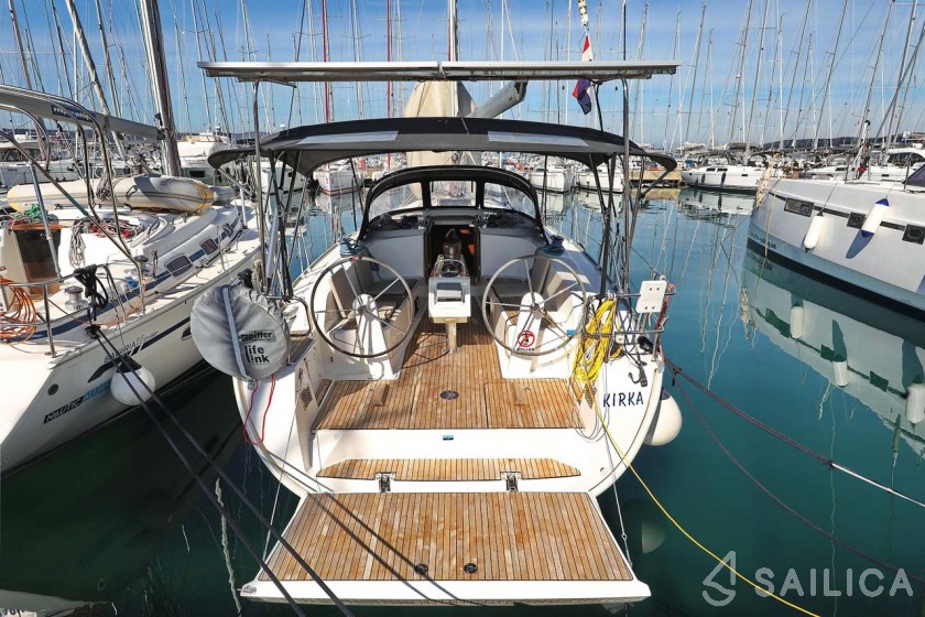 Bavaria 41 Cruiser - Yacht Charter Sailica