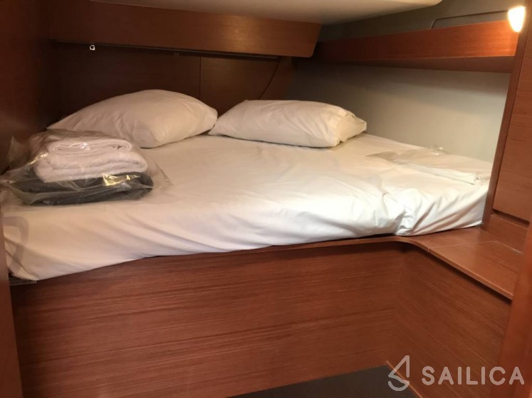 Dufour 460 GL - Yacht Charter Sailica
