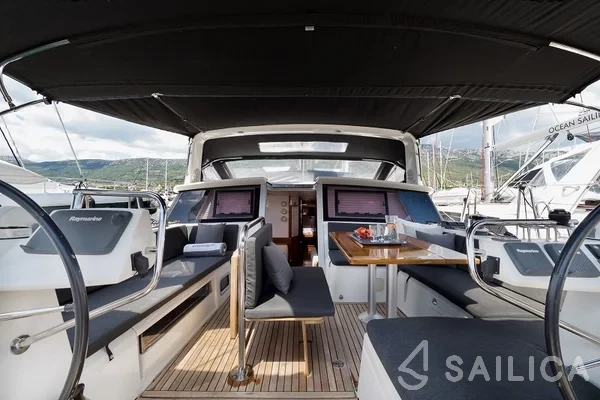 Sense 50 - Yacht Charter Sailica