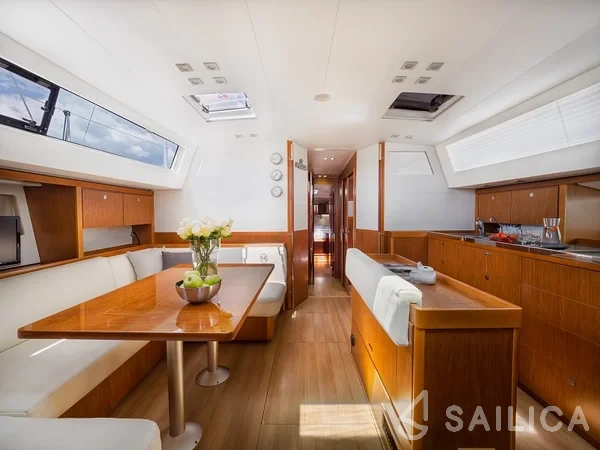 Sense 50 - Yacht Charter Sailica
