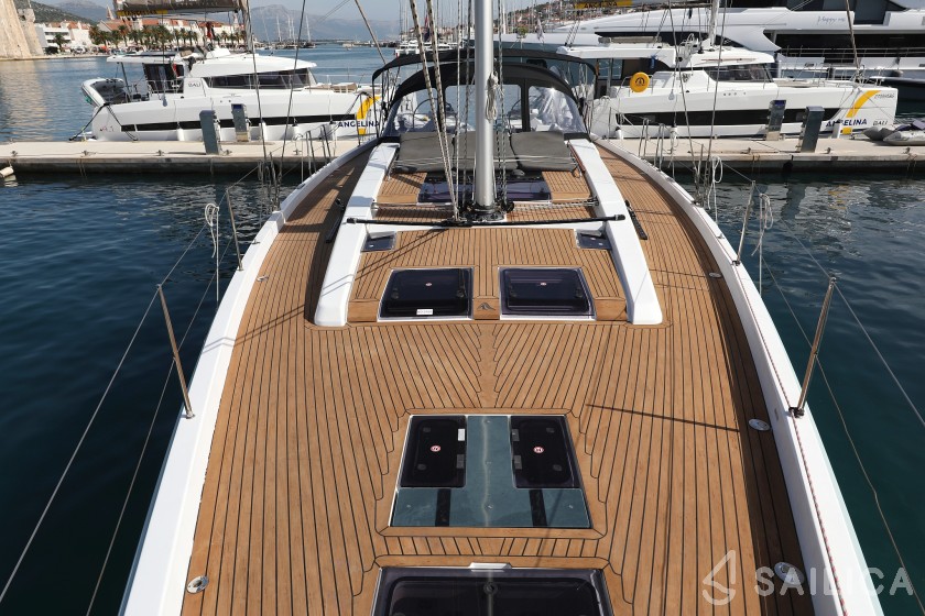 Hanse 575 - Yacht Charter Sailica
