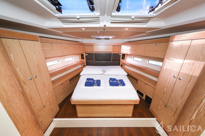 Hanse 575 - Yacht Charter Sailica
