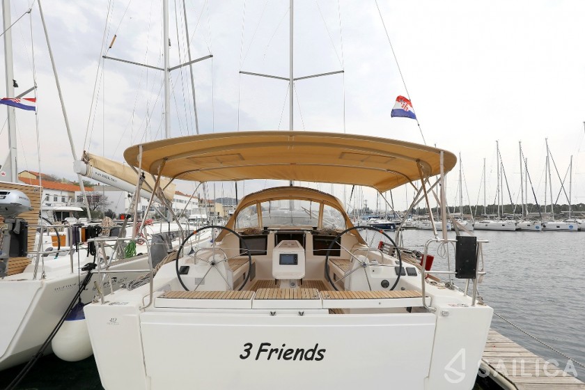 Dufour 412 GL - Yacht Charter Sailica
