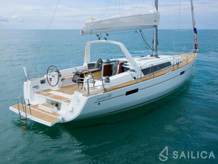 Oceanis 45 - Yacht Charter Sailica