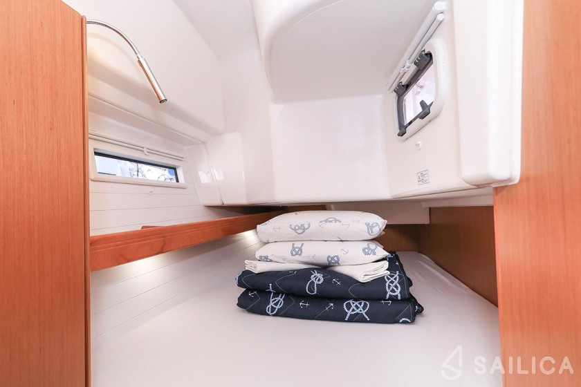 Bavaria 34 Cruiser - Yacht Charter Sailica