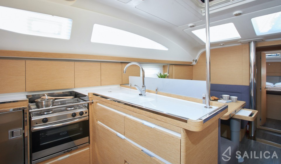 Elan 45 Impression - Yacht Charter Sailica