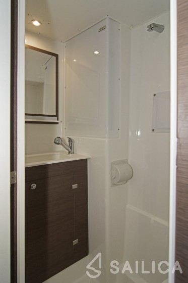 Bali Catspace - Yacht Charter Sailica