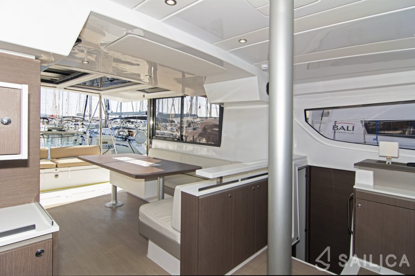 Bali Catspace - Yacht Charter Sailica